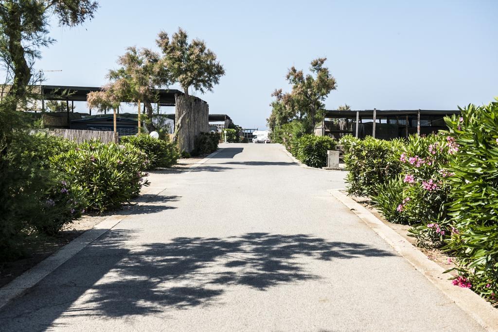 Rocca Dei Tramonti Hotel Punta Braccetto Buitenkant foto